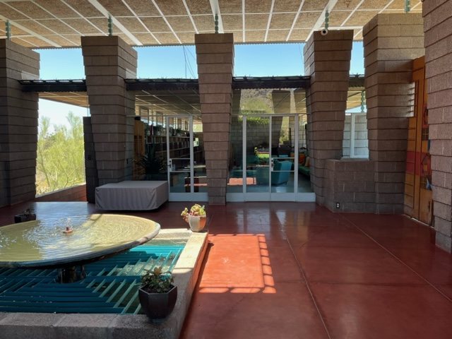 window-cleaning-commercial-storefront-Scottsdale-az.jpg - depalmasresidentialservices.com Alt="DePalmas Residential Services logo in Peoria, Arizona"